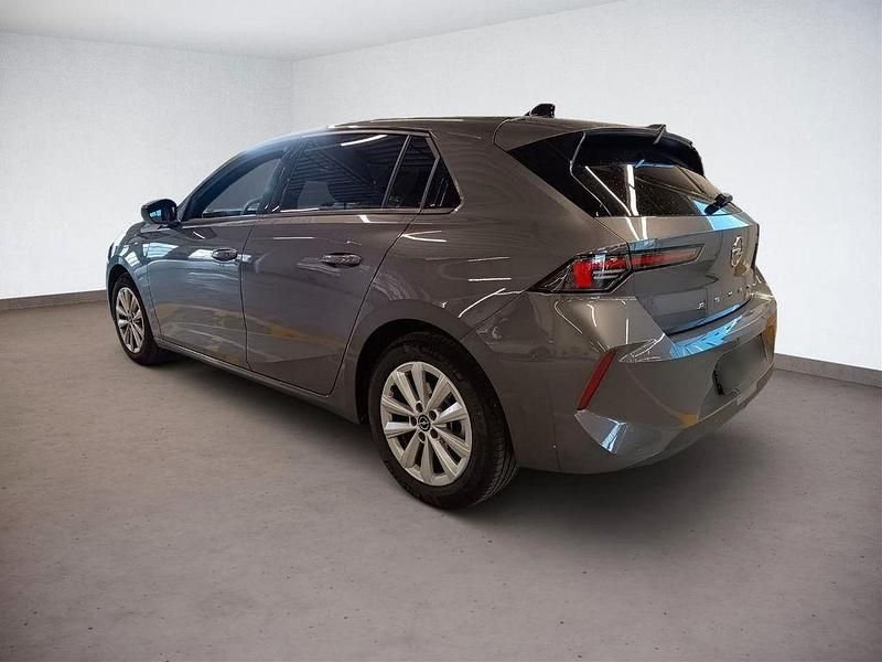Gebraucht Opel Astra 131 PS (96 kW) 2025 Grau Limousine