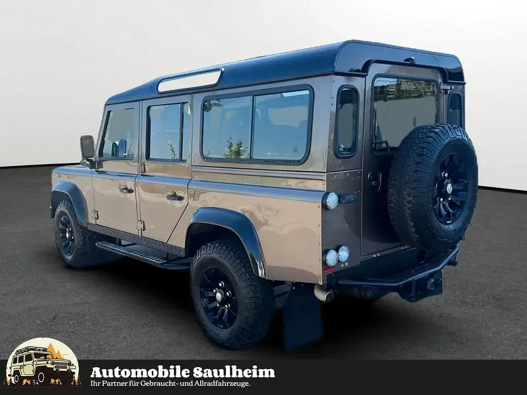 Gebraucht Land Rover Defender 122 PS (89 kW) 2013 Braun SUV