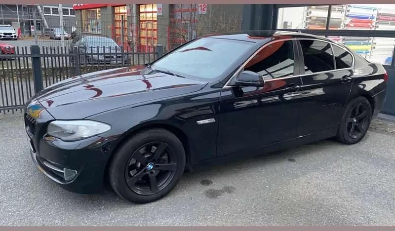 Gebraucht 2012 BMW 520 Limousine | 7.900 € (Etwas zu teuer) - Bild 1/4