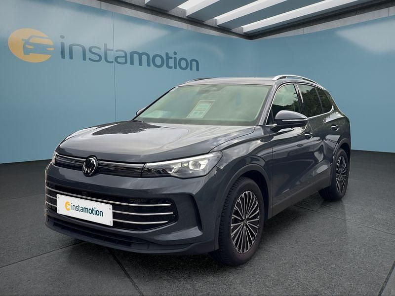 Grau Gebraucht 2025 VW Tiguan SUV | 39.849 € (Fairer Preis) - Bild 1/4