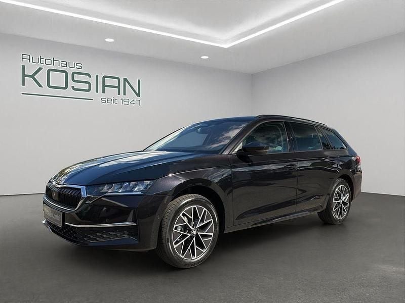 Schwarz Neu 2025 Skoda Octavia Tour Kombi | 38.890 € (Etwas zu teuer) - Bild 1/4