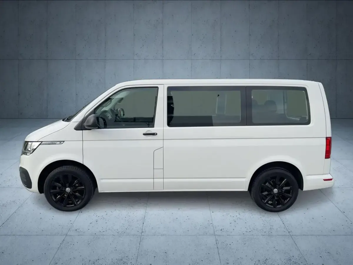 Używany VW Multivan Trendline 150 KM (110 kW) 2022 Minivan