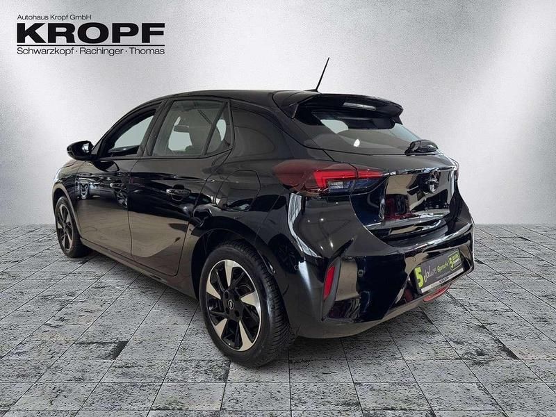 Gebraucht Opel Corsa-e 100 kW (136 PS) 2023 Lackierung schwarz perla nera/ Kleinwagen