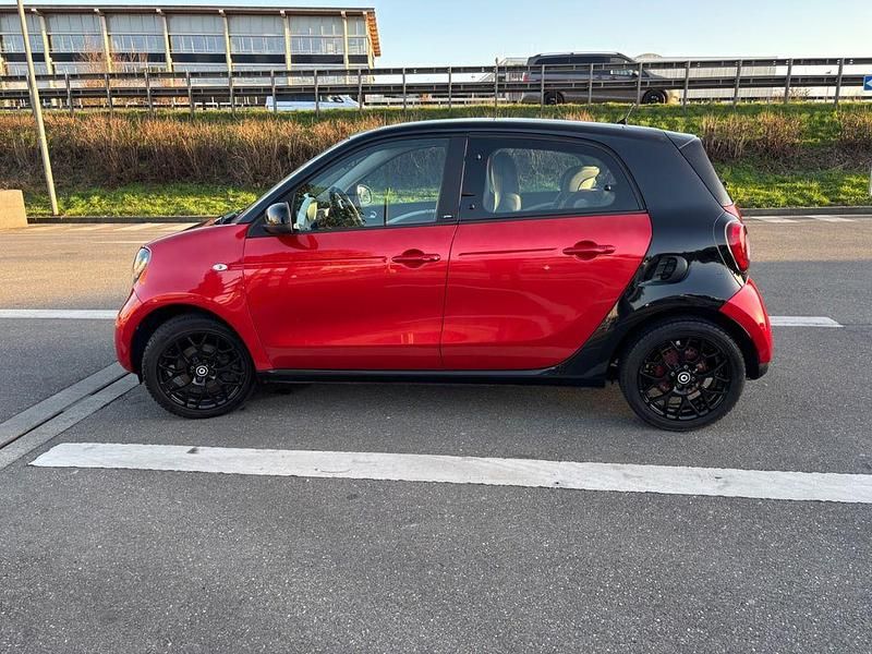 Gebraucht Smart ForFour Prime 71 PS (52 kW) 2015 Rot Kleinwagen