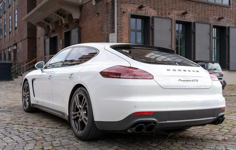 Gebraucht Porsche Panamera GTS 440 PS (323 kW) 2014 Weiß Limousine