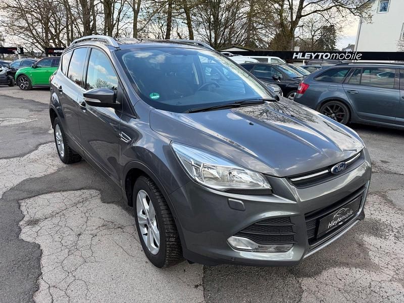 Gebraucht Ford Kuga Trend 150 PS (110 kW) 2014 Grau SUV