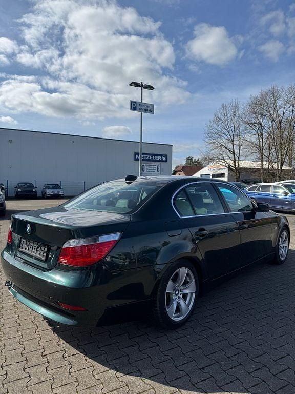Gebraucht BMW 530 231 PS (169 kW) 2004 Grün Limousine