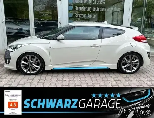 Gebraucht Hyundai Veloster Premium 186 PS (136 kW) 2015 Beige Kleinwagen