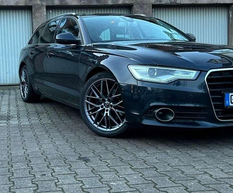 Gebraucht Audi A6 204 PS (150 kW) 2014 Blau Kombi