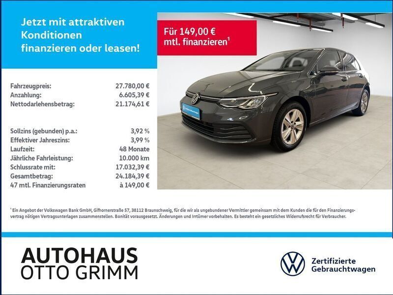 Grau Gebraucht 2023 VW Golf VIII Life Limousine | 27.880 € (Fairer Preis) - Bild 1/4