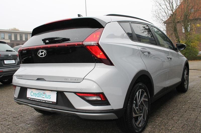Neu Hyundai Bayon Trend 101 PS (74 kW) 2025 Grau SUV