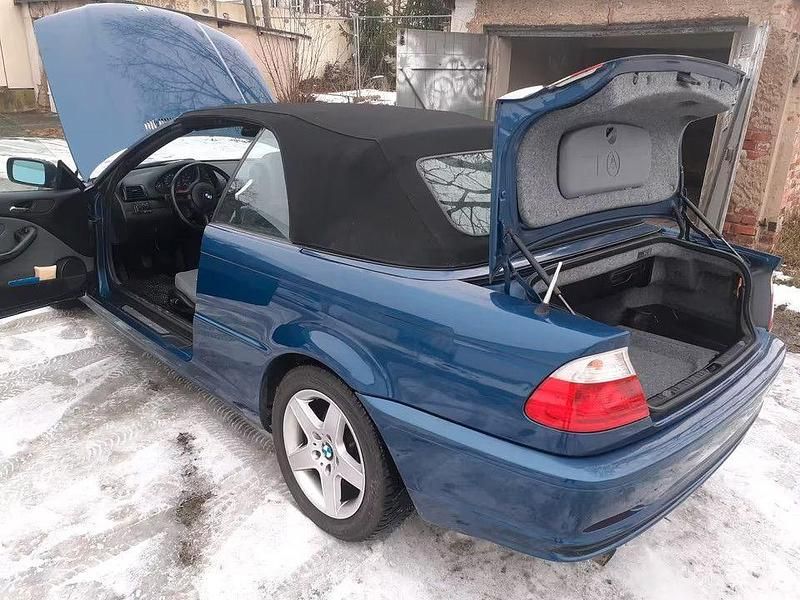 Gebraucht BMW 318 Cabriolet 143 PS (105 kW) 2002 Blau Cabrio