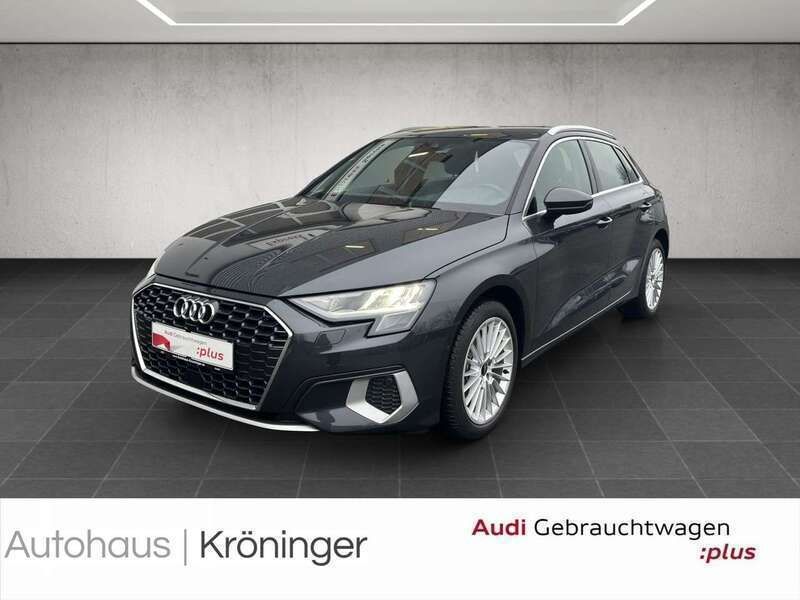 Grau Gebraucht 2022 Audi A3 Sportback Advanced Limousine | 27.990 € (Fairer Preis) - Bild 1/4