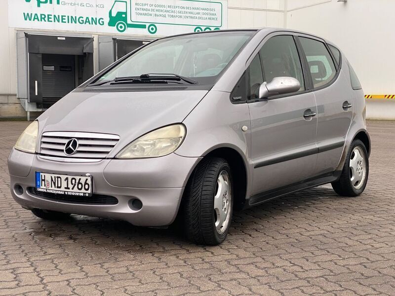 Grau Gebraucht 1998 Mercedes A140 Elegance Kleinwagen | 1.400 € (Guter Preis) - Bild 1/4