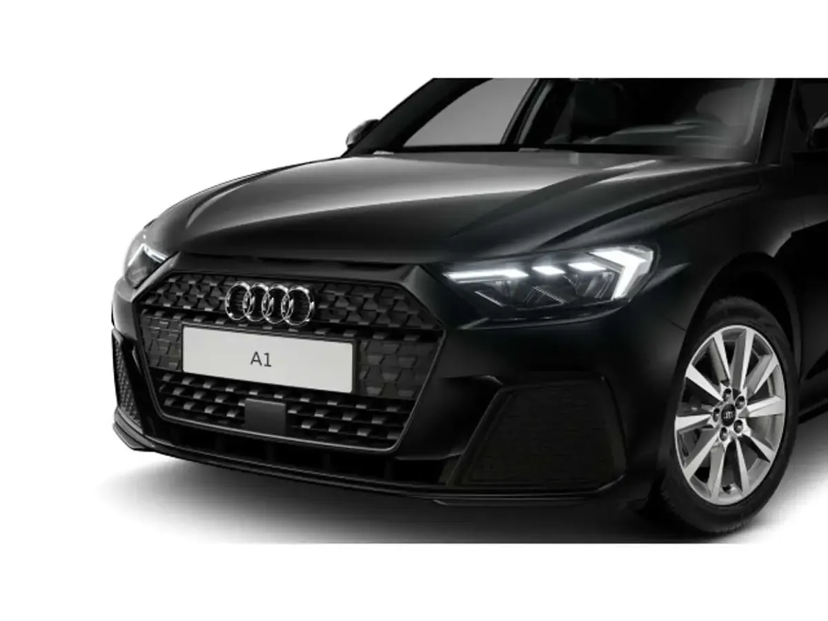 Gebraucht Audi A1 110 PS (80 kW) 2023 Mythosschwarz metallic SUV