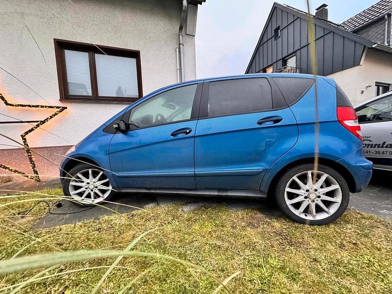 Second-hand Mercedes A160 2007 Albastru Hatchback