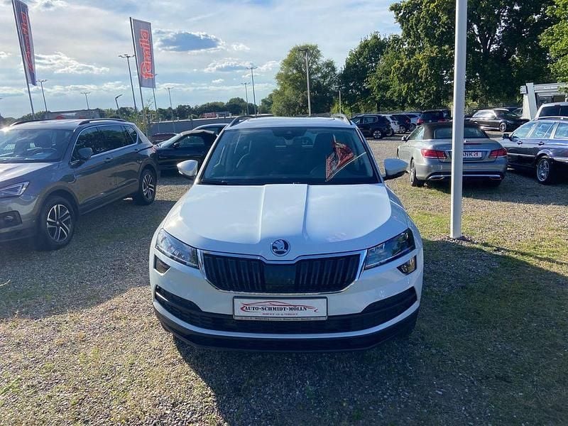 Weiß Gebraucht 2019 Skoda Karoq Style SUV | 18.950 € (Guter Preis) - Bild 1/4