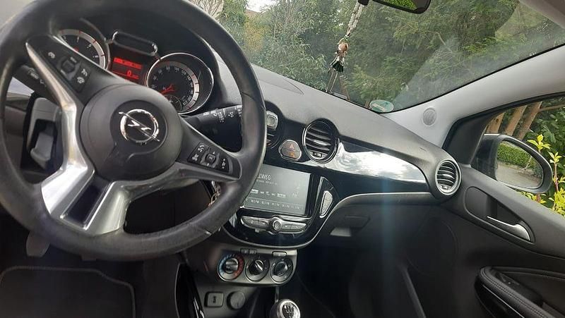 Gebraucht Opel Adam Glam 87 PS (63 kW) 2017 Grau Kleinwagen