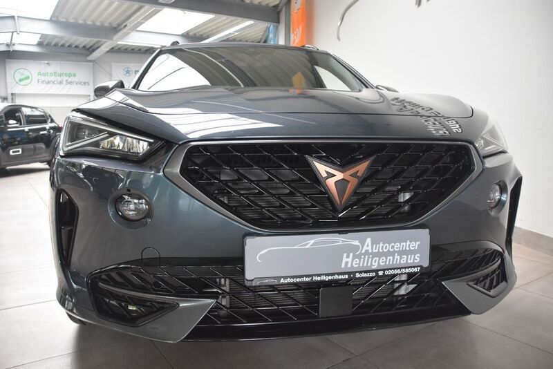 "magnetic tech" Gebraucht 2024 Cupra Formentor SUV | 29.980 € (Superpreis) - Bild 1/4