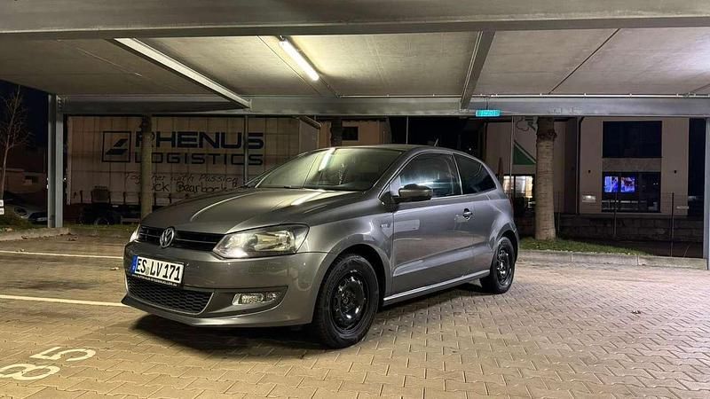 Gebraucht VW Polo Life 69 PS (50 kW) 2015 Grau Kleinwagen