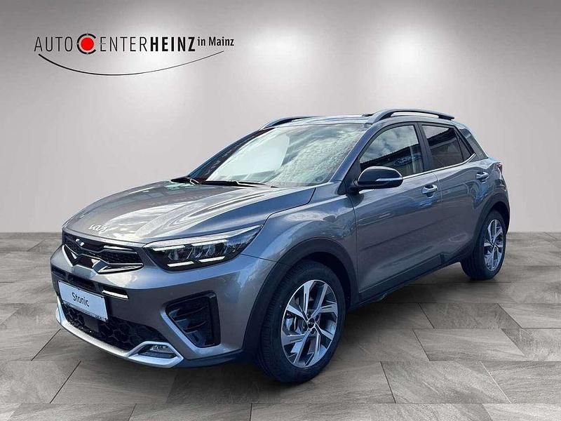 Astrograu metallic Neu 2025 Kia Stonic GT-Line SUV | 27.690 € - Bild 1/4