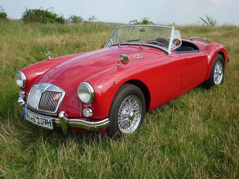 Rot Gebraucht 1959 MG MGA Cabrio | 35.500 € - Bild 1/4