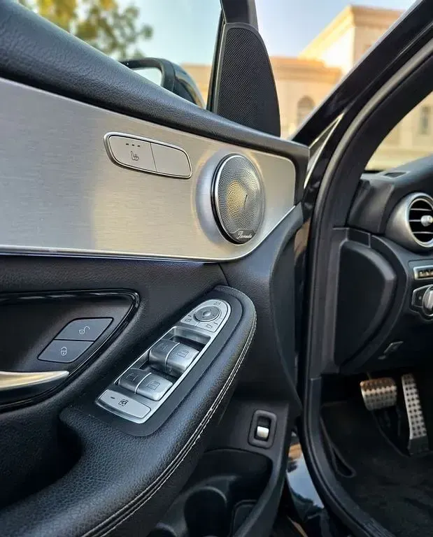 Gebraucht Mercedes GLC250 AMG line 204 PS (150 kW) 2019 Schwarz Coupé
