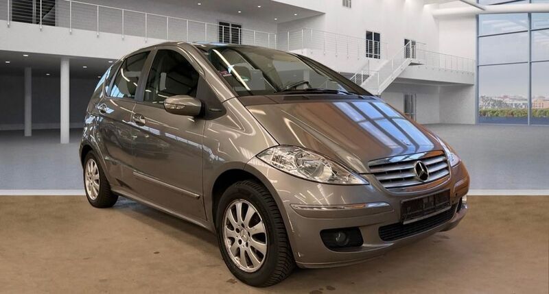 Grau Gebraucht 2006 Mercedes A170 Limousine | 2.899 € (Guter Preis) - Bild 1/4