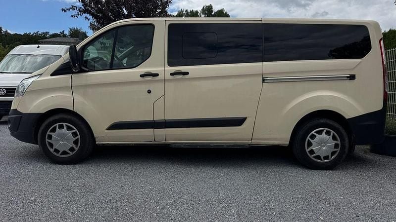 Gebraucht Ford Tourneo 131 PS (96 kW) 2017 Van / Kleinbus