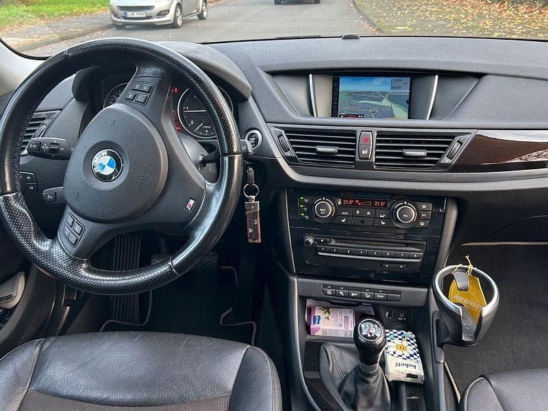 Gebraucht BMW X1 xLine 143 PS (105 kW) 2014 Schwarz SUV