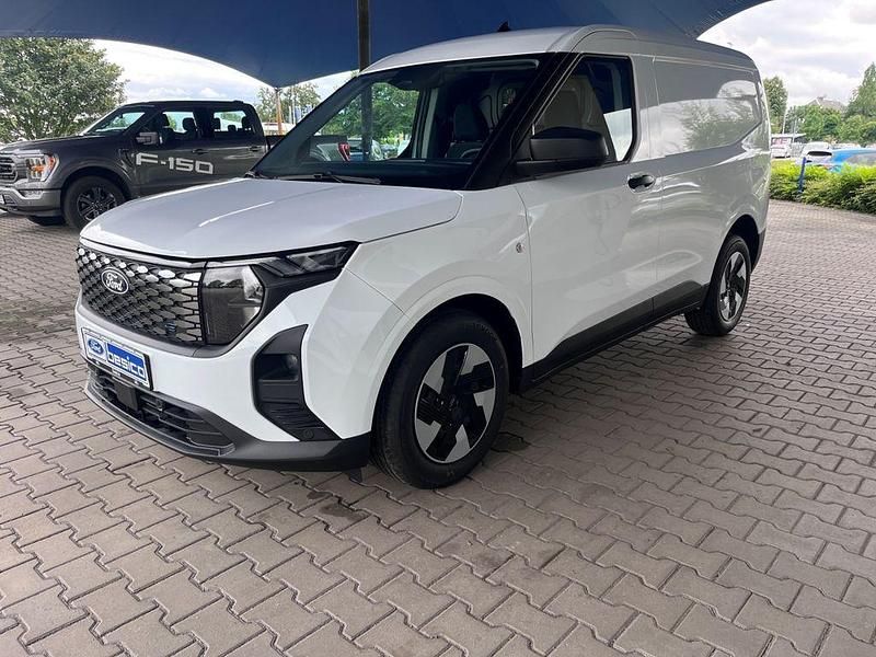 Neu Ford Transit Trend 100 kW (136 PS) 2026 Weiß Van / Kleinbus