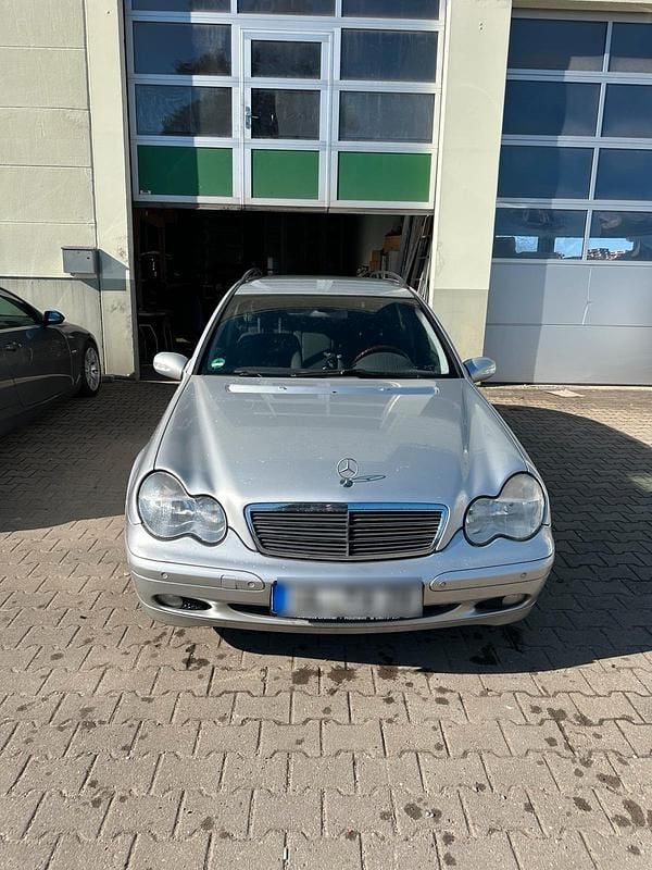 Gebraucht Mercedes C200 116 PS (85 kW) 2004 Silber Kombi