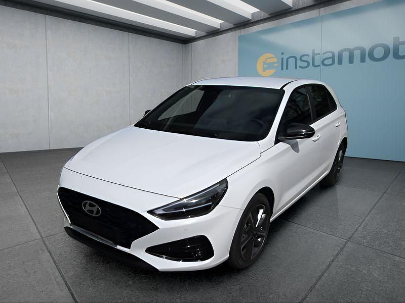 Weiß Neu 2025 Hyundai i30 Limousine | 24.749 € (Teuer) - Bild 1/4