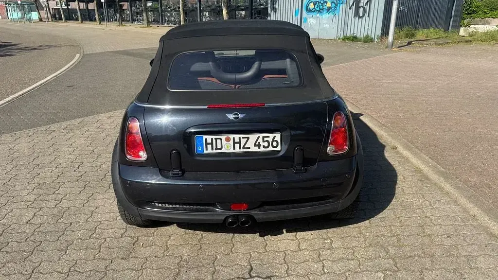 Usata Mini Cooper S Cabriolet 170 CV (125 kW) 2007 Nero Cabrio