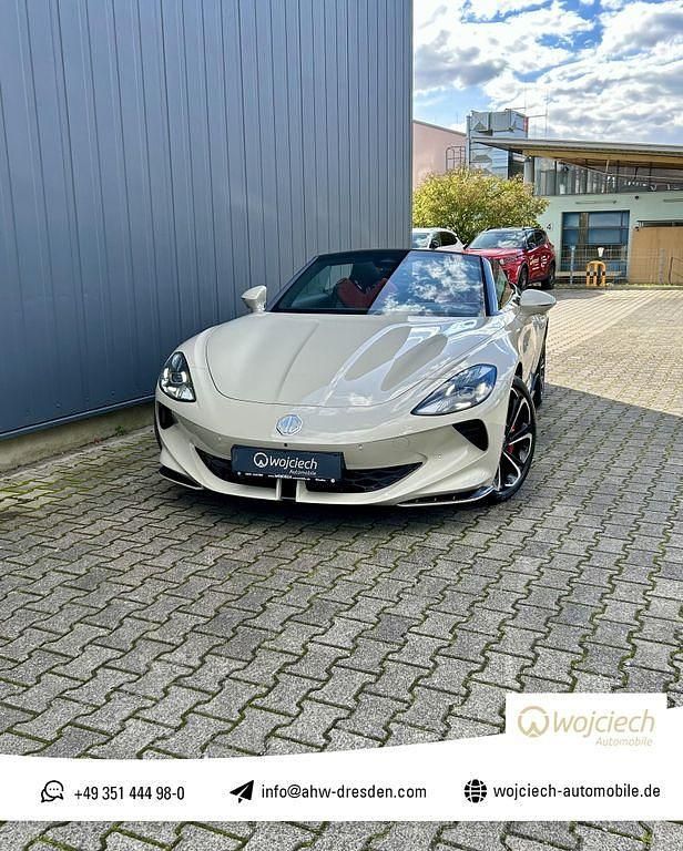 Weiß Gebraucht 2025 MG Cyberster Cabrio | 70.990 € (Etwas zu teuer) - Bild 1/4