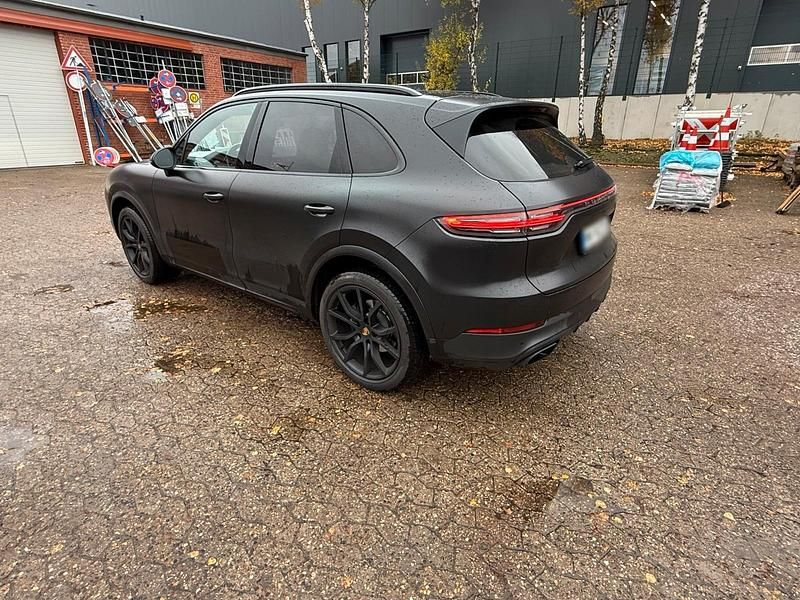 Gebraucht Porsche Cayenne 340 PS (250 kW) 2018 Schwarz SUV