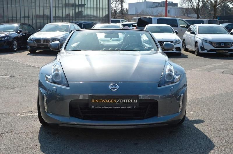 Gebraucht Nissan 370Z Pack 328 PS (241 kW) 2020 Grau Coupé