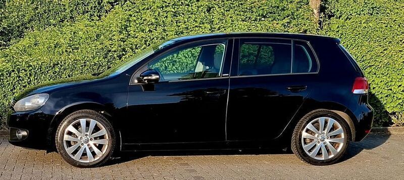 Schwarz Gebraucht 2011 VW Golf VI Style Limousine | 7.400 € (Fairer Preis) - Bild 1/4