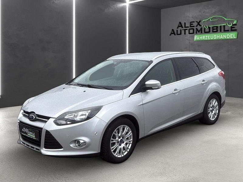 Silber Gebraucht 2014 Ford Focus Titanium Kombi | 5.480 € (Superpreis) - Bild 1/4