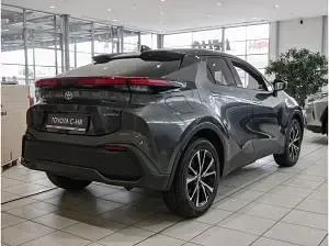 Neu Toyota C-HR 223 PS (164 kW) 2025 Grau (grau metallic) SUV