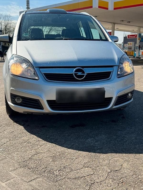 Gebraucht Opel Zafira 2007 Silber Van / Kleinbus