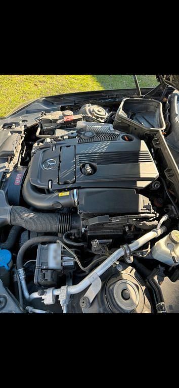 Second-hand Mercedes SLK200 184 CP (135 kW) 2011 Negru Cabrio