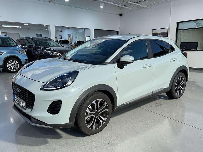 Gebraucht Ford Puma Titanium 125 PS (91 kW) 2025 Cactus gray SUV