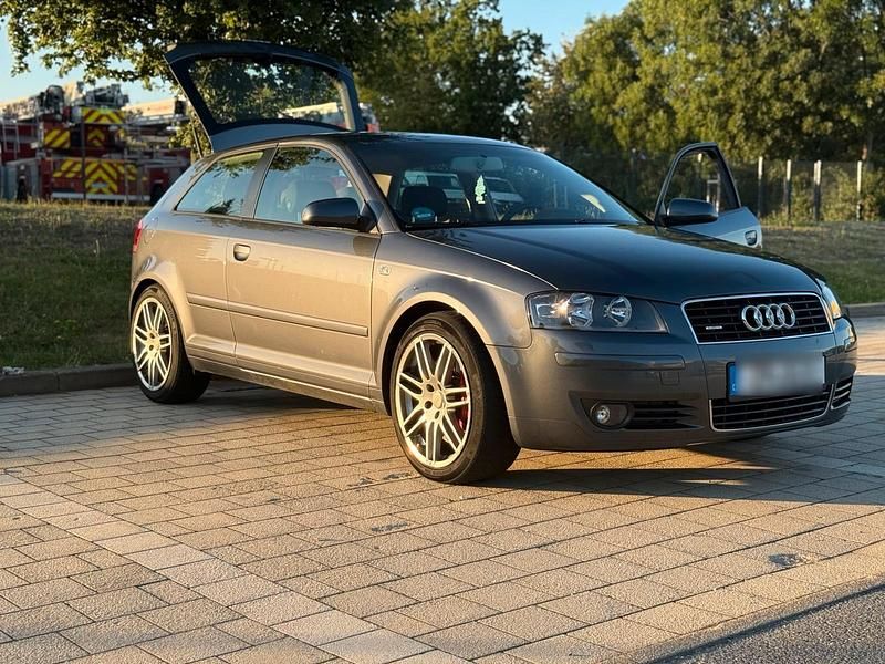 Gebraucht 2004 Audi A3 Kleinwagen | 9.500 € - Bild 1/4