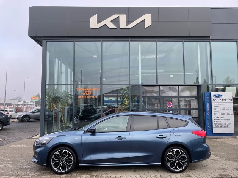 Blau Gebraucht 2020 Ford Focus ST-Line Kombi | 19.490 € (Fairer Preis) - Bild 1/4