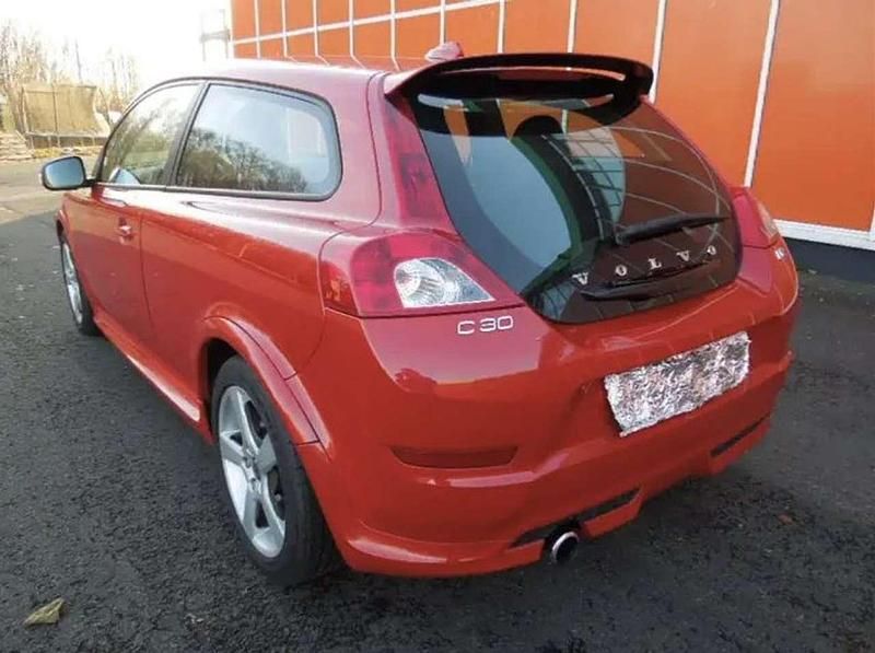Rot Gebraucht 2012 Volvo C30 R-Design Kleinwagen | 11.980 € (Teuer) - Bild 1/4