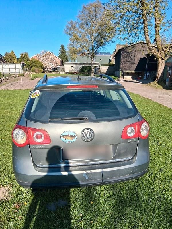 Second-hand VW Passat 140 CP (102 kW) 2006 Verde Break