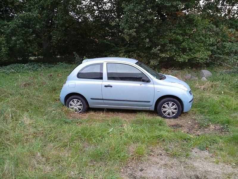 Blau Gebraucht 2006 Nissan Micra Kleinwagen | 1.000 € (Guter Preis) - Bild 1/4