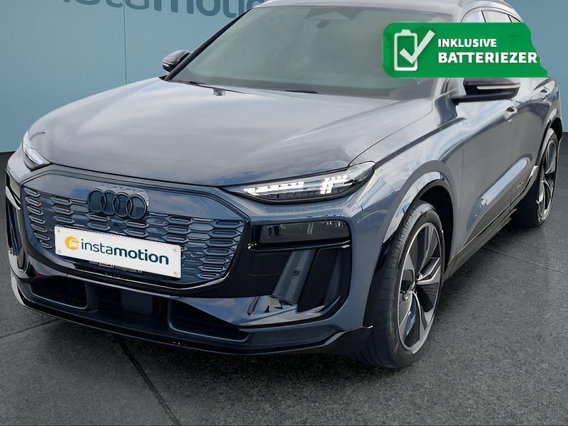 Grau Gebraucht 2024 Audi Q6 e-tron S-Line SUV | 74.799 € (Teuer) - Bild 1/4