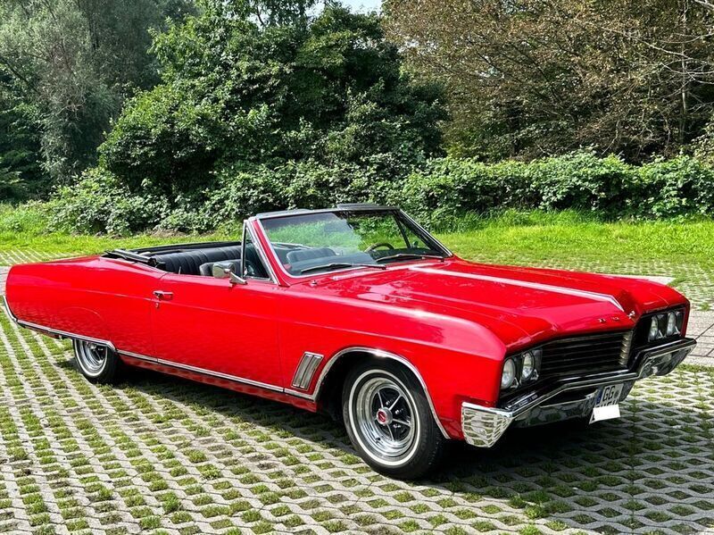 Rot Gebraucht 1967 Buick Skylark Cabrio | 20.500 € - Bild 1/4